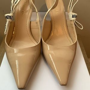 Dior -J’Adior slingback pump- nude patent leather